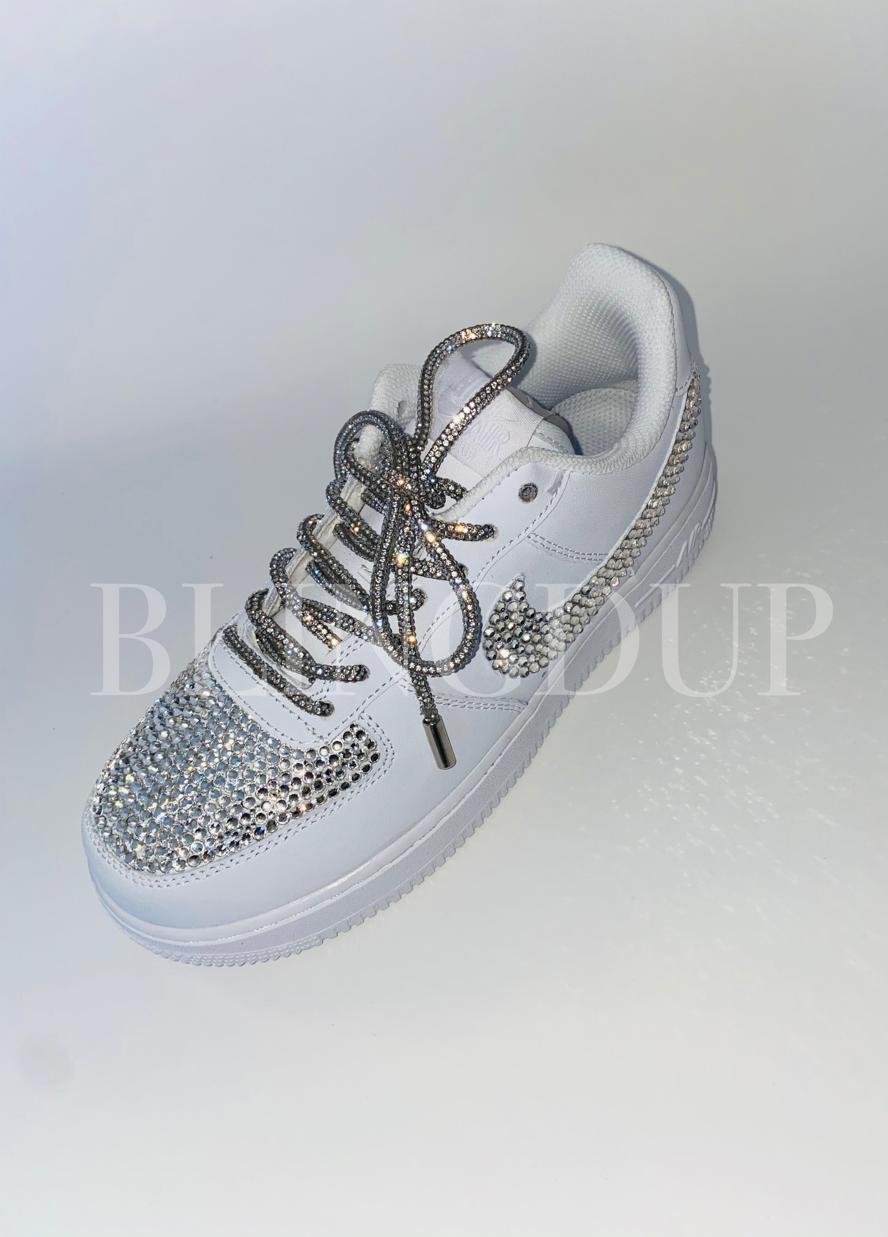 Diamond Lace Strings